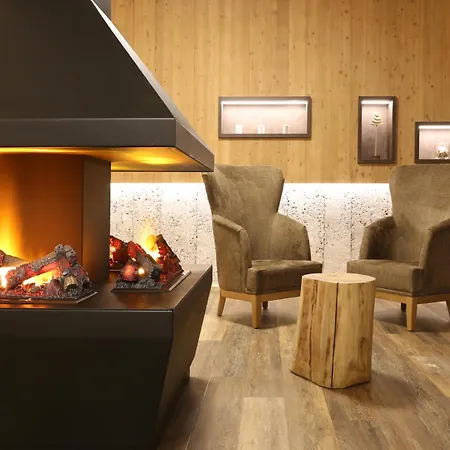 Eurohotel Mountain Wellness ホテル 4*
