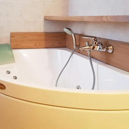 Eurohotel Mountain Wellness Hotel Castione della Presolana